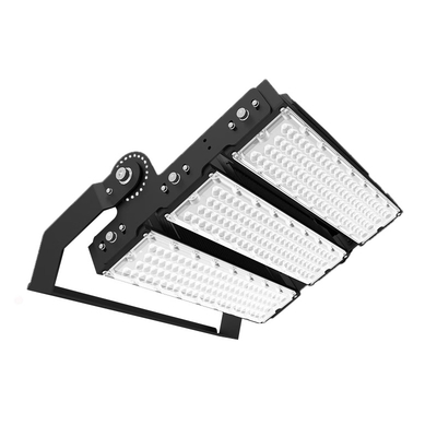 Oświetlenie zewnętrzne 750W dla boiska pickleball